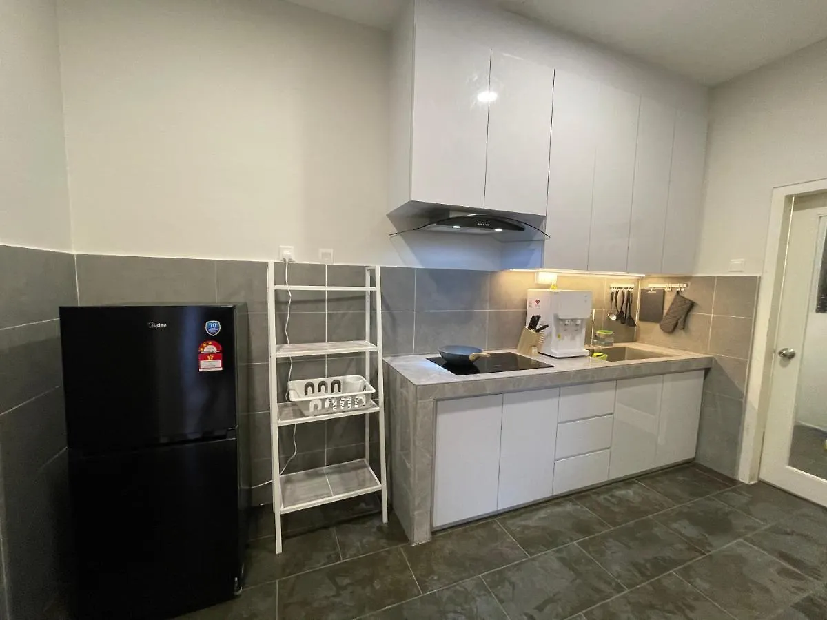 Apartment The Cove Premium Suites 7-13Pax By Iwh Suites Ipoh